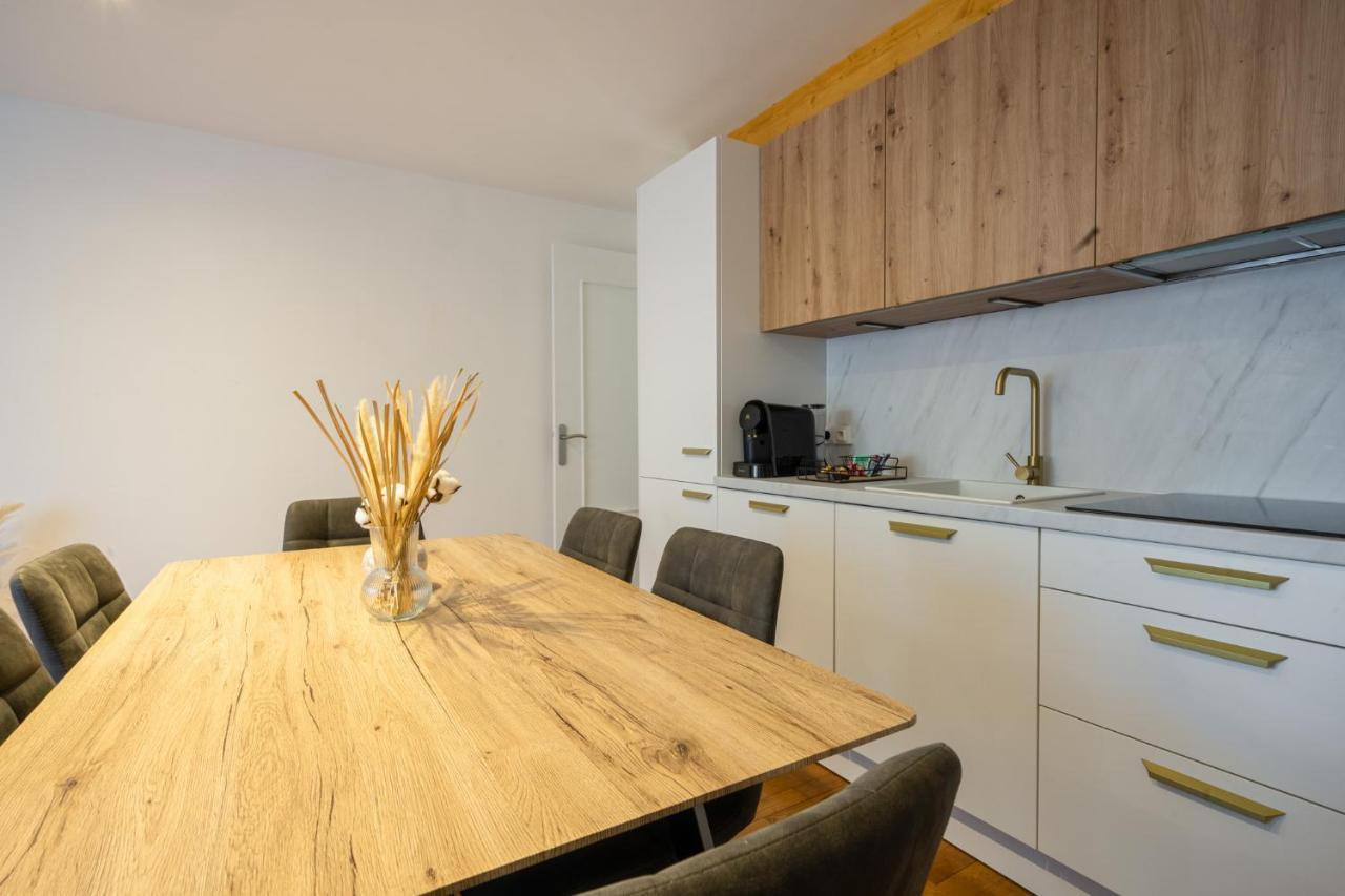 The Golden White, Annecy Appartement Buitenkant foto